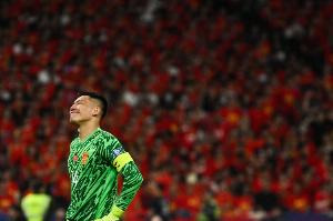 记者：国足可以进附加赛但最好不要进世界杯，不去未必是件坏事