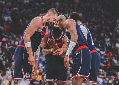 AG体育-【现场】快艇逆转未果惨遭绝杀 天王山之战一触即发