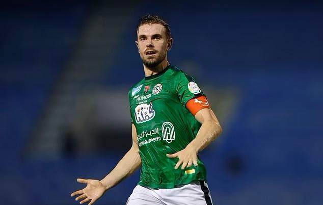 AG体育官方网站-真后悔去沙特了？亨德森想“回家”还得亏钱